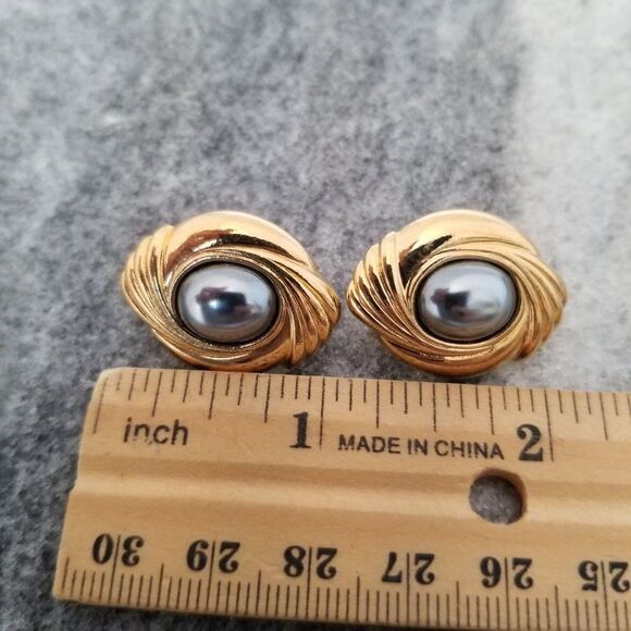 Vintage Gold Tone Clip On Earrings with Silver Tone Cabochon Centers Oval Estate - Picture 4 of 5